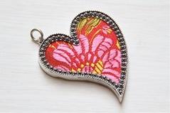 RR Orafi in Sassari Ciondolo in argento a forma di cuore con broccato (grande)