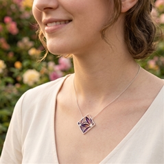RR Orafi in Sassari Collana in argento con fiori di filigrana smaltati