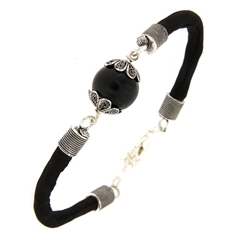 RR Orafi in Sassari Bracciale in seta nera con ´Su Coccu´ in onice 12 mm