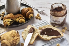 La Forneria di Pula Crema spalmabile al cacao con il 20% di nocciole del Piemonte I.G.P. Vasetto di...