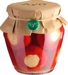 Peperoncini ripieni con crema di formaggio sott´olio