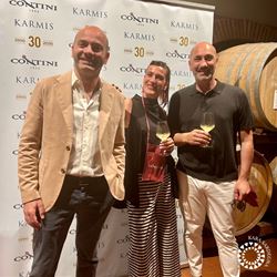 Il team Kara Sardegna con il team Cantina Contini per il 30&deg; anniversario del Karmis